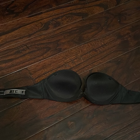Victoria’s Secret strapless push-up bra - Picture 4 of 4
